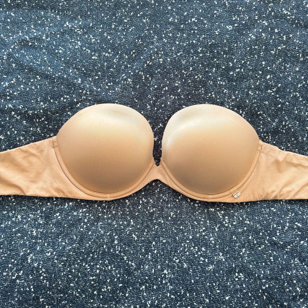 Victoria’s Secret Very Sexy multi-way/strapless bra 34DD